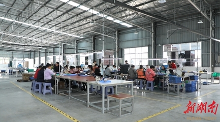 江華:圍著企業(yè)轉(zhuǎn) 盯著產(chǎn)業(yè)干 助推縣域經(jīng)濟高質(zhì)量發(fā)展